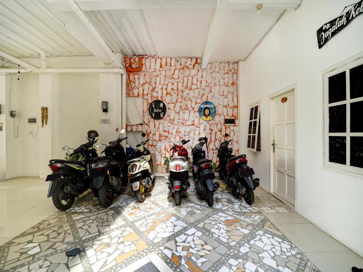 Super Oyo 91173 Guesthouse King Puntodewo Pakualaman Exteriör bild