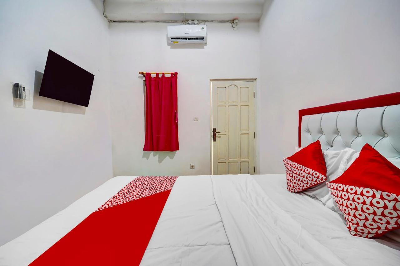 Super Oyo 91173 Guesthouse King Puntodewo Pakualaman Exteriör bild
